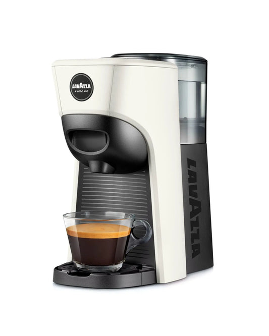 LM840 Lavazza Tiny, Eco Macchina Caffè Capsule A Modo Mio 0,6L finitura bianca classe di efficienza energetica A+